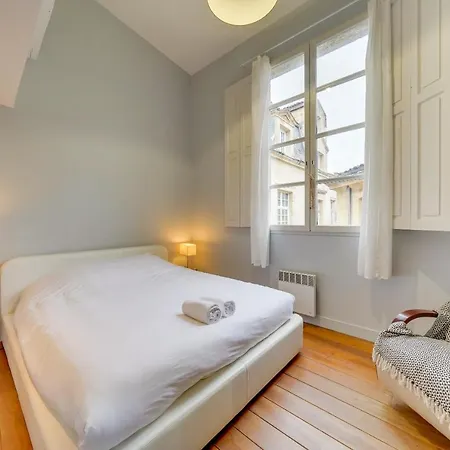 Apartment Observance 2 Bedroom Duplex *
